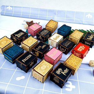 Music Boxes | Vintage Wooden Hand Music Box Vintage Carved Music Box Birthday Gift Music Boxes as the picture